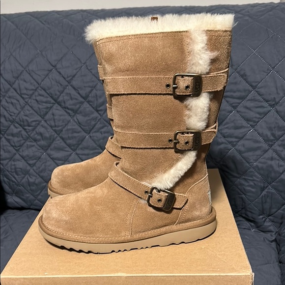 UGG Chestnut Shearling Buckle Boots - Picture 2 of 3